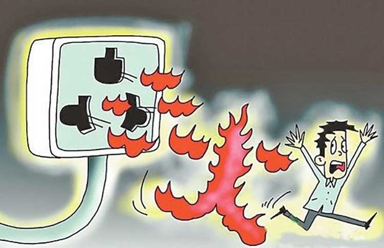 電力電容器爆炸