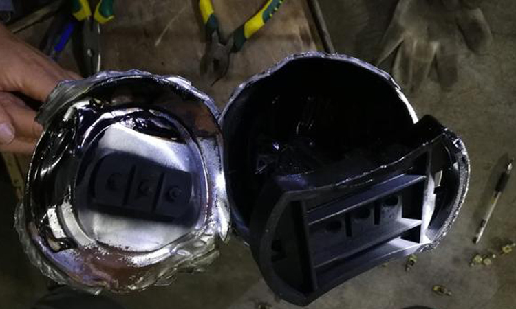 低壓電力電容器運行時發現溫升異常