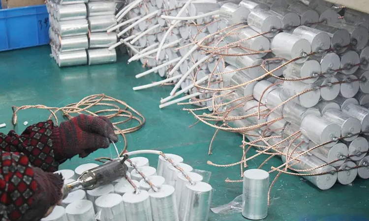 電網(wǎng)中導致電力電容器早期老化的原因