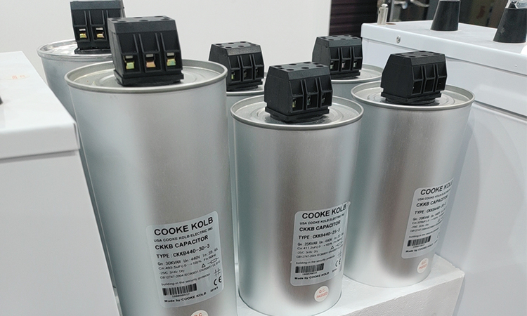 用了好幾年的低壓電容器要不要更換