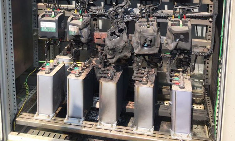 工業電網中并聯電容器爆炸原因和解決措施 工業電網中并聯電容器爆炸原因和解決措施