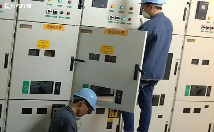 低壓電力電容器