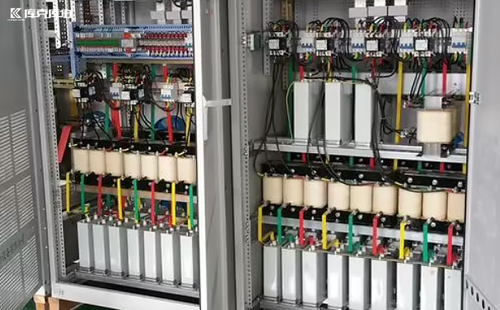 無功補(bǔ)償電容器