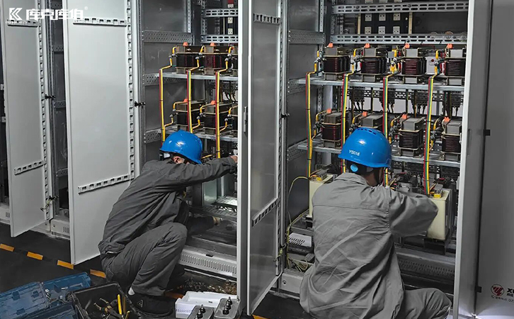 電力電容器 電力電容器