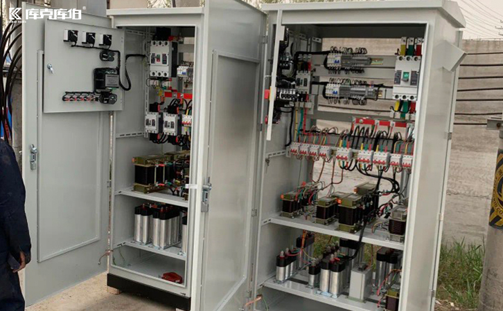 低壓電力電容器