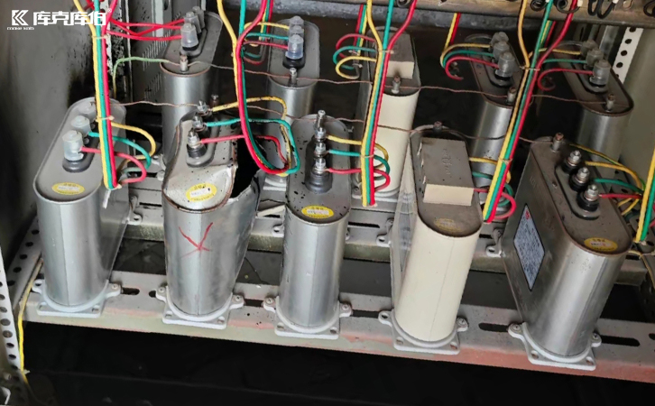 低壓電力電容器