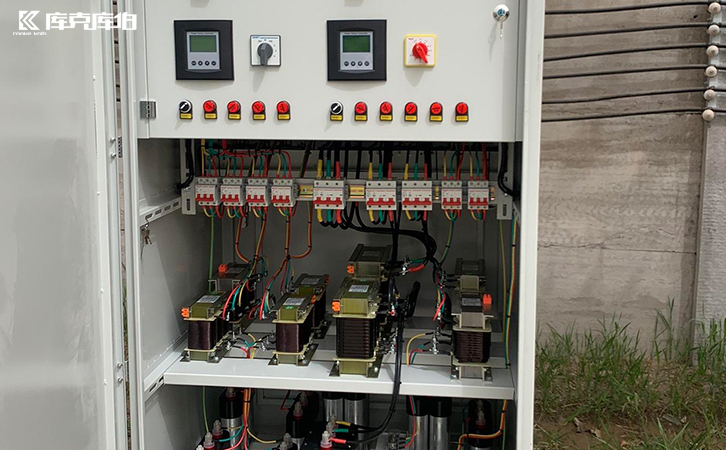 無功補(bǔ)償控制器