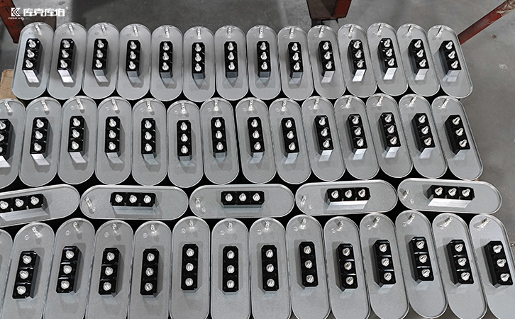 全干式無油電力電容器