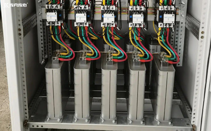 低壓電力電容器