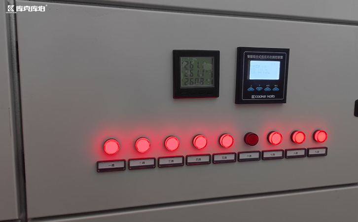 無(wú)功自動(dòng)補(bǔ)償控制器