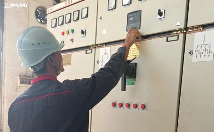 無功補(bǔ)償控制器